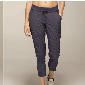 Lululemon Street to Studio Pant no lining Purple